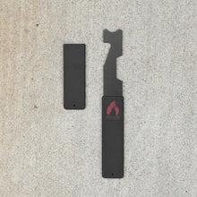 Load image into Gallery viewer, Firefighter 5 Pocket Tool Pouch with Gift Pack inc. Shove Knife & Seatbelt Cutter, Standard Tool Pouch (Red)