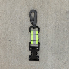 Load image into Gallery viewer, Reflective Glove Clip